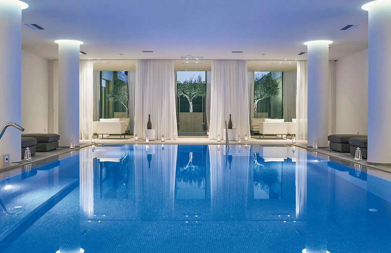 Pelagos Suites Hotel 21