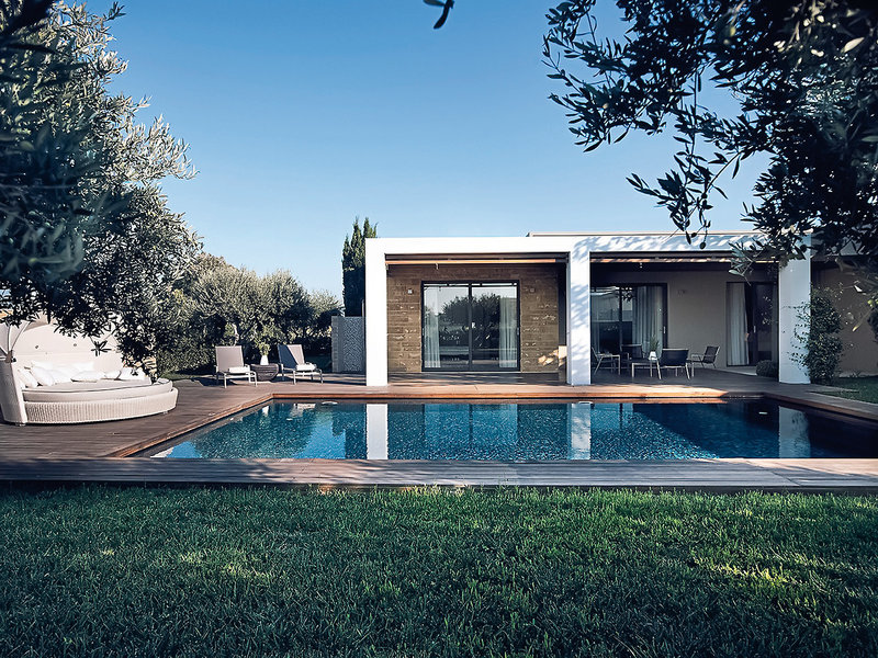 Pelagos Suites Hotel 32