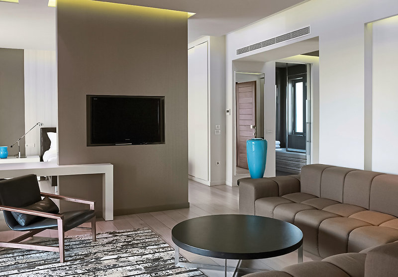 Pelagos Suites Hotel 40