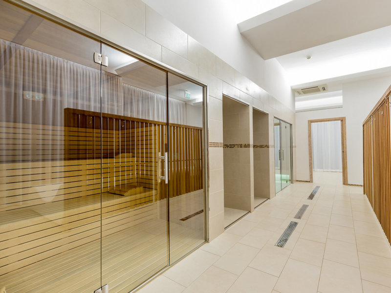 The Pelican Beach Resort & SPA 21
