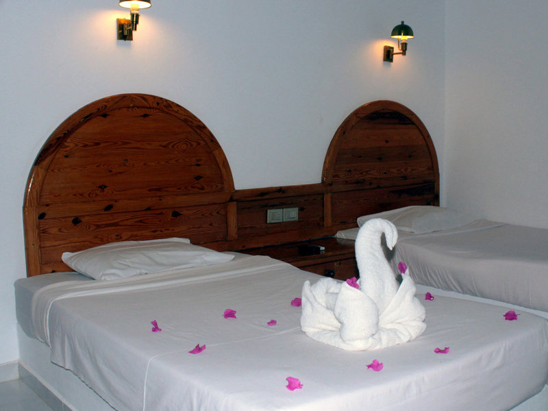 Pensee Royal Garden 15