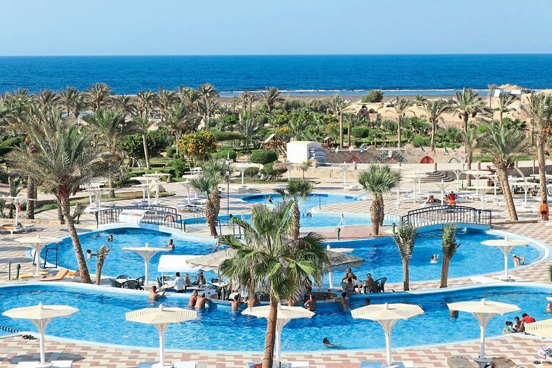 Pensée Royal Garden Beach Resort 2