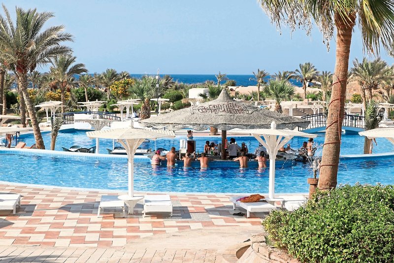 Pensée Royal Garden Beach Resort 5