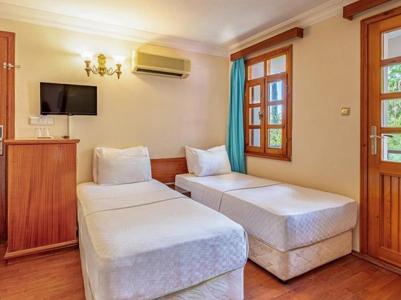Perdikia Beach 30
