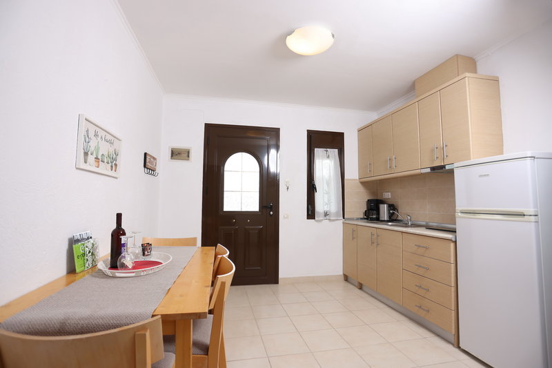 Apartments Peristerides 11