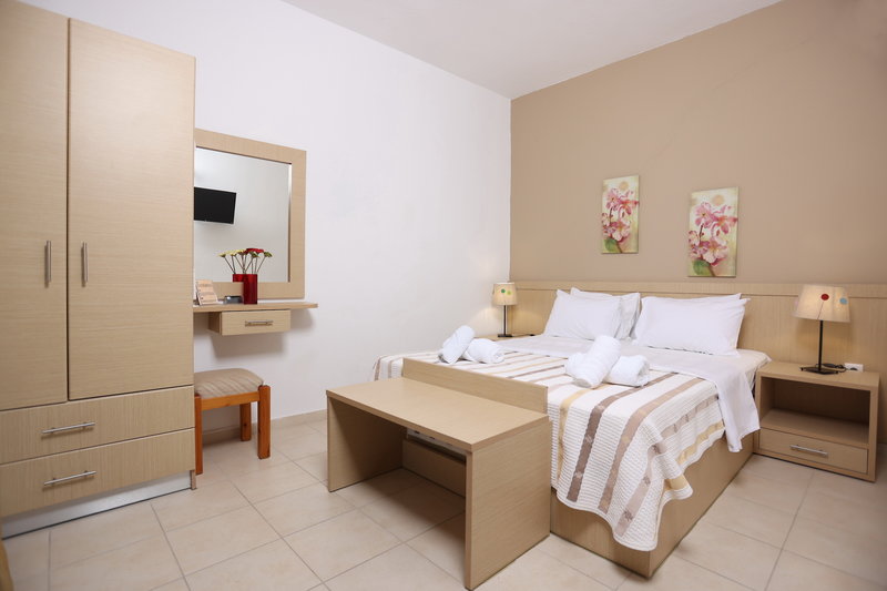 Apartments Peristerides 13