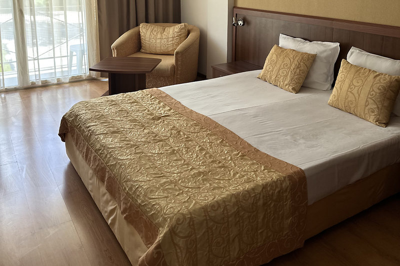 Perla Golden Sands 5