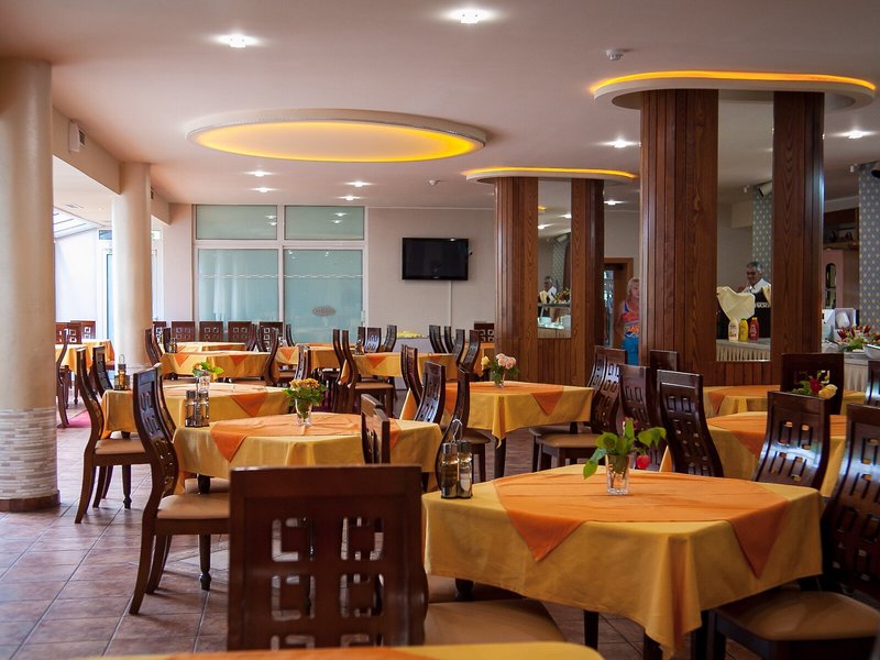 Perla Golden Sands 23