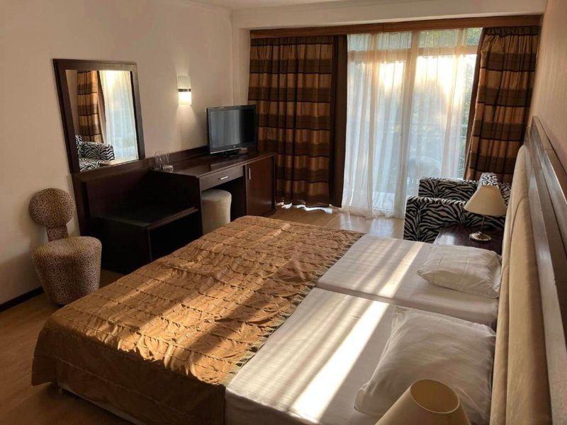 Perla Golden Sands 41