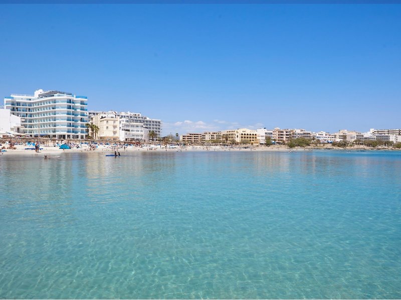 Universal Hotel Perla 3