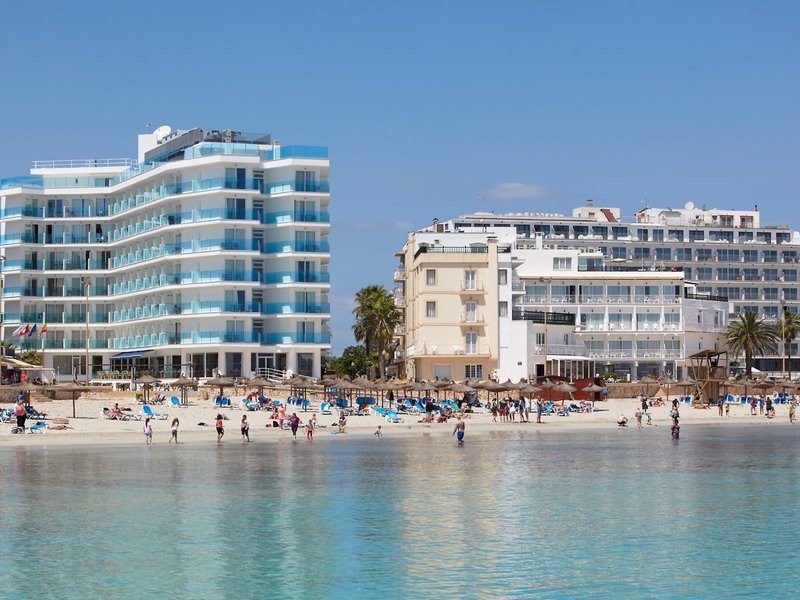 Universal Hotel Perla 4