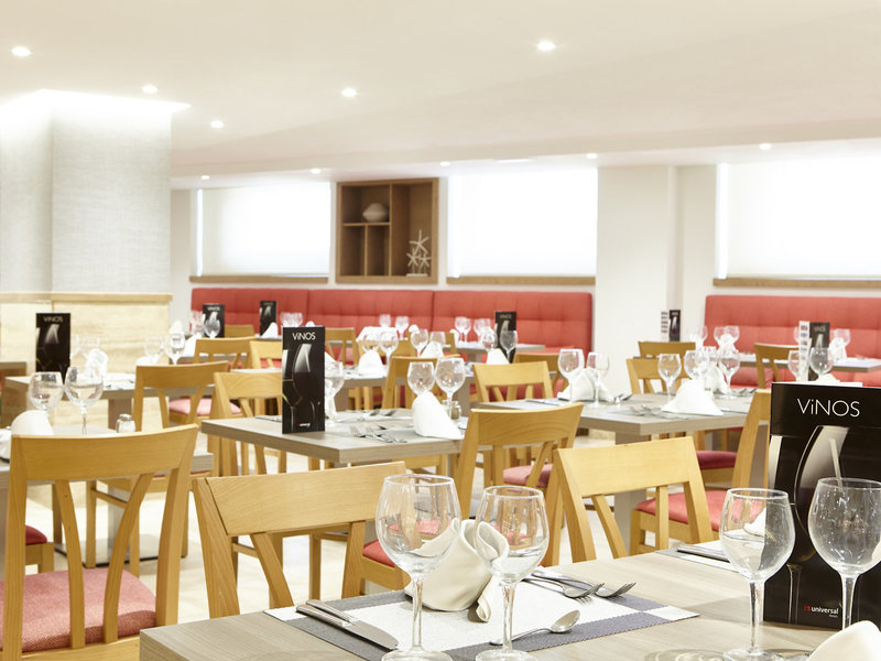 Universal Hotel Perla 22