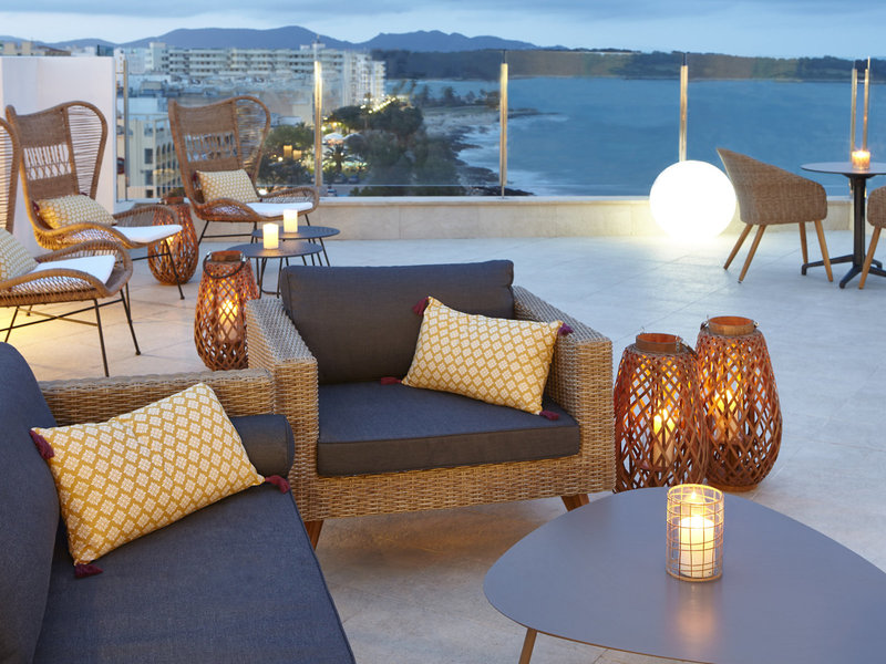 Universal Hotel Perla 23