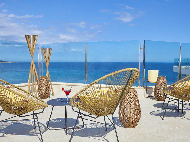 Universal Hotel Perla 37