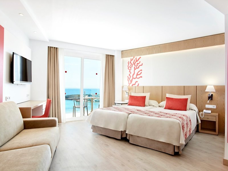 Universal Hotel Perla 39