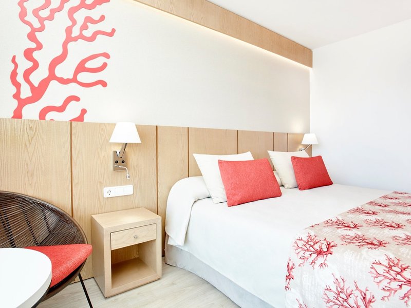 Universal Hotel Perla 41