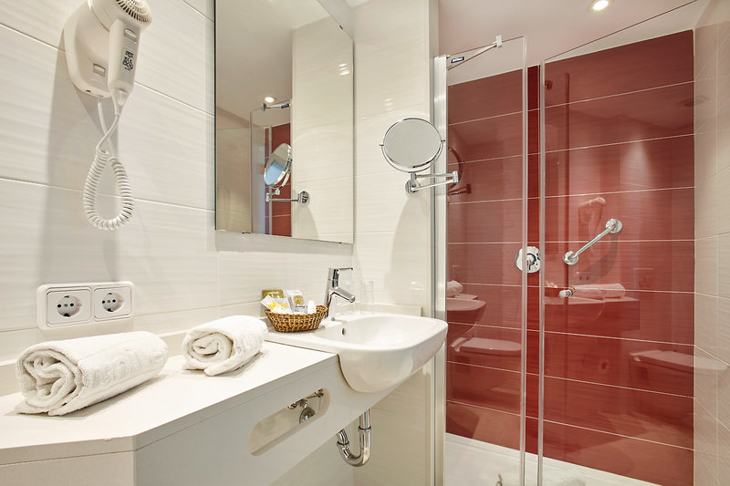 Universal Hotel Perla 6