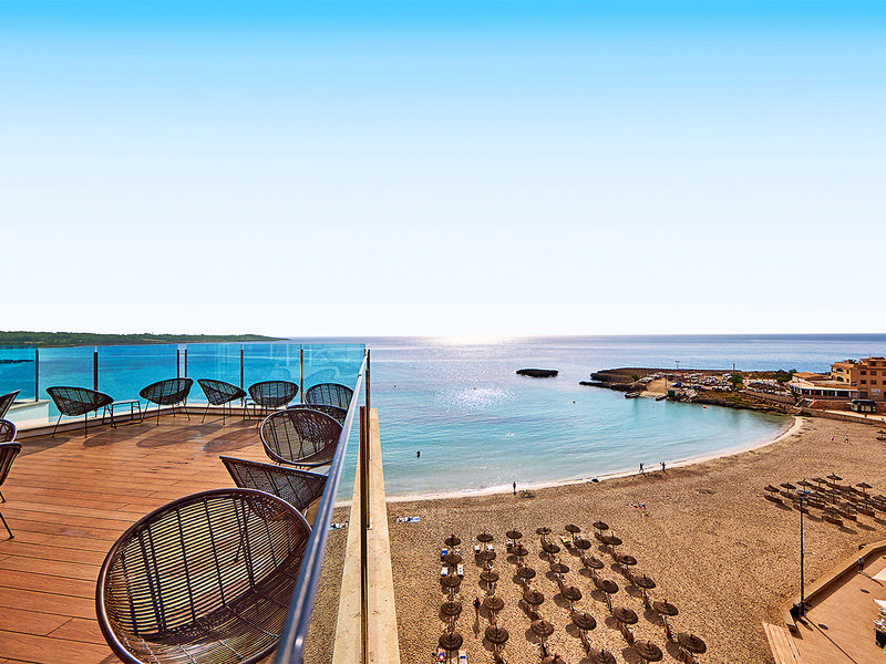 Universal Hotel Perla 7