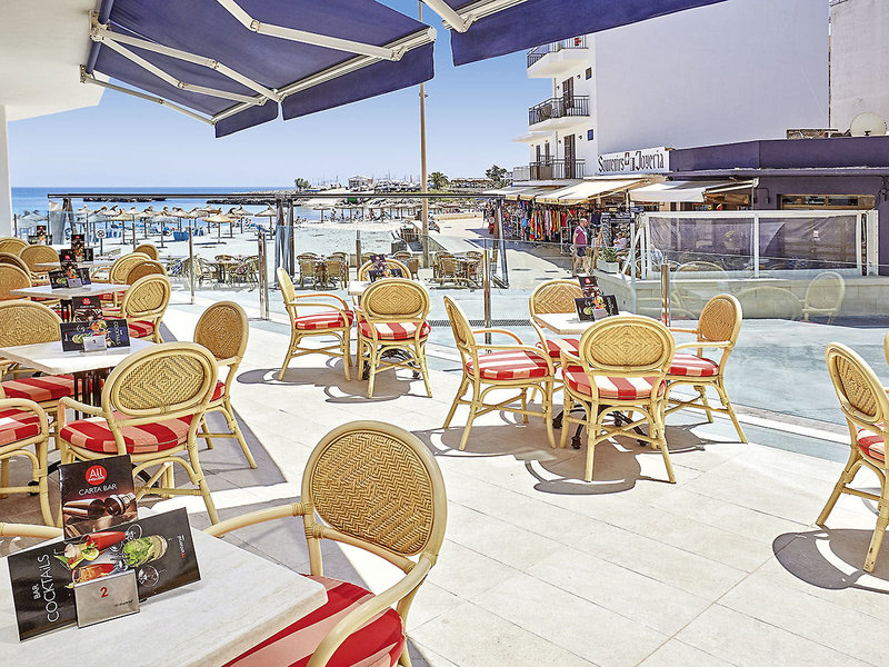 Universal Hotel Perla 8