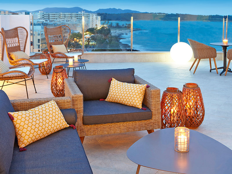 Universal Hotel Perla 11
