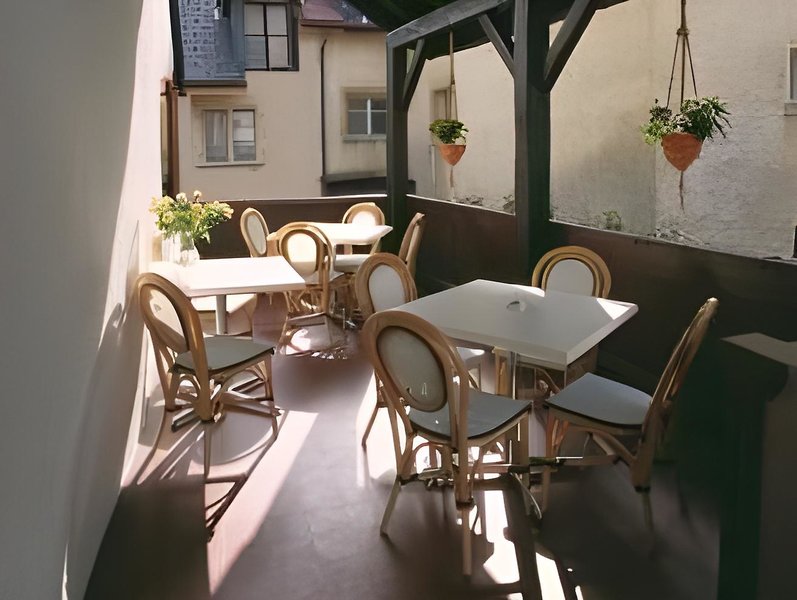 Les Vieux Toits Hotel Neuchatel 4