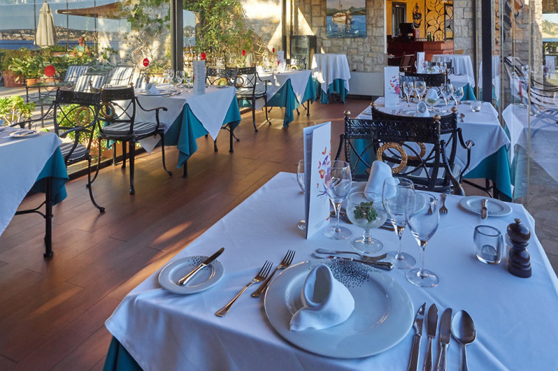 Hotel Petit Cala Fornells 8