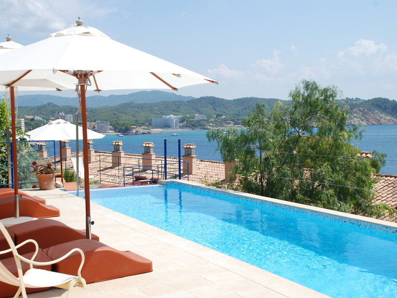 Hotel Petit Cala Fornells 6