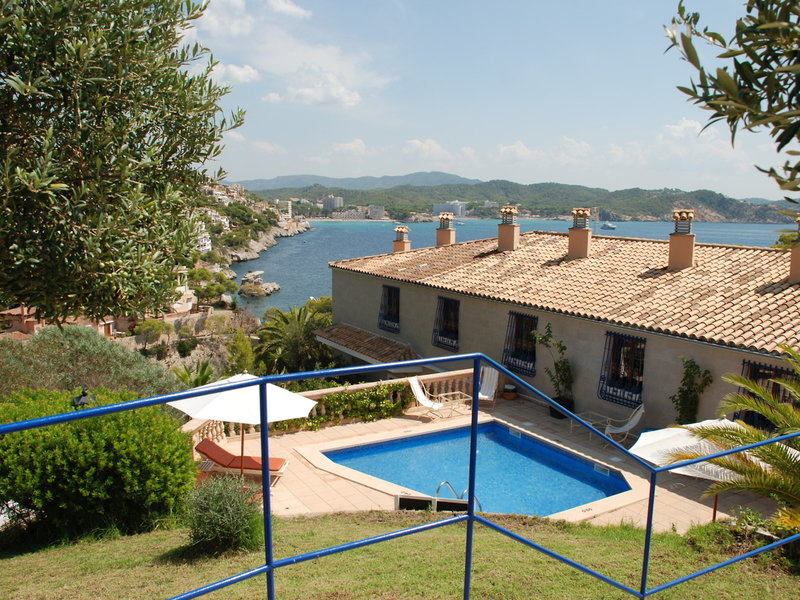 Hotel Petit Cala Fornells 13