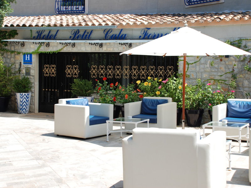 Hotel Petit Cala Fornells 16