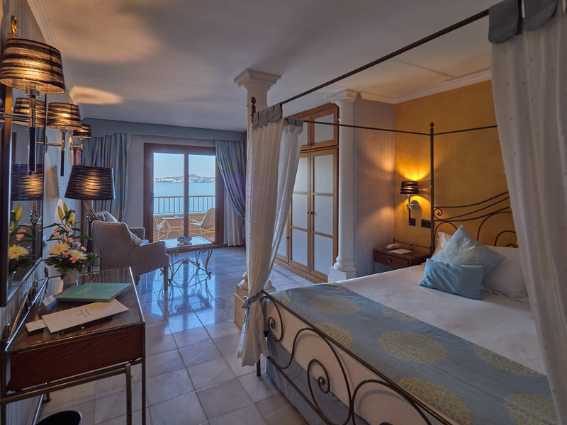 Hotel Petit Cala Fornells 27