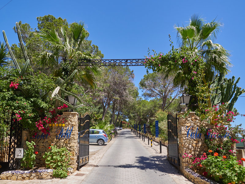 Hotel Petit Cala Fornells 8