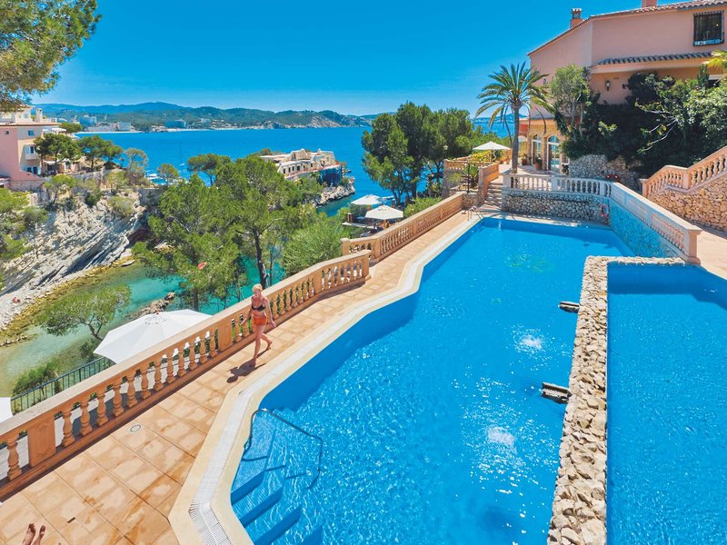 Hotel Petit Cala Fornells 5