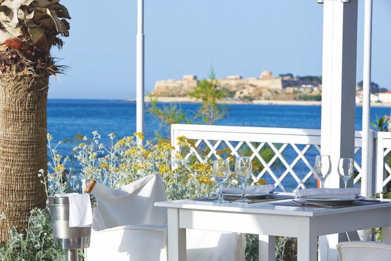 Petradi Beach Lounge Hotel 6