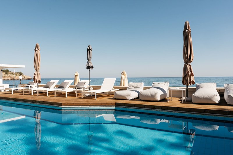 Petradi Beach Lounge Hotel 12