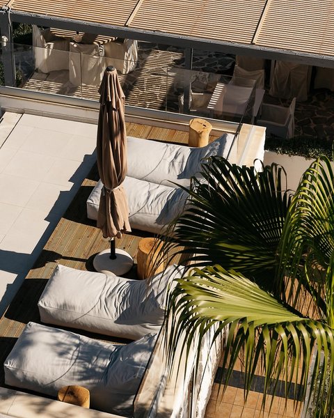 Petradi Beach Lounge Hotel 8