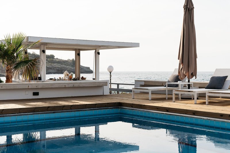 Petradi Beach Lounge Hotel 11