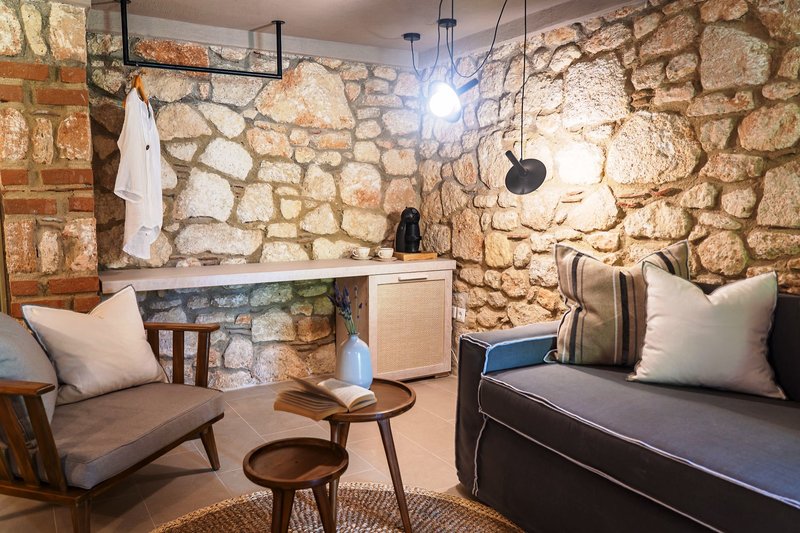 Petrino Suites Hotel 25