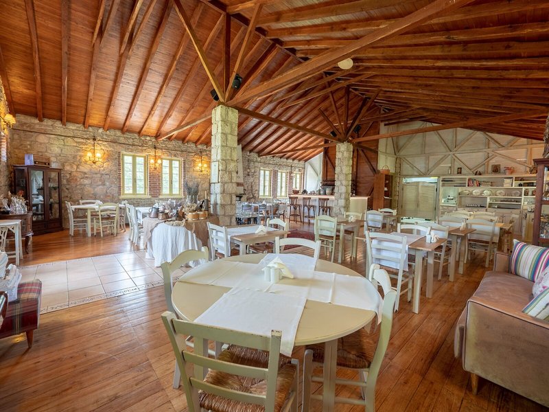 Petrino ECO Village 32