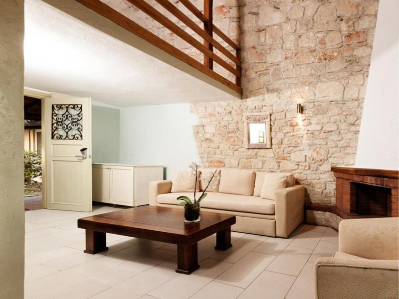 Petrino ECO Village 19