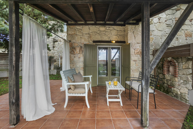 Petrino ECO Village 30