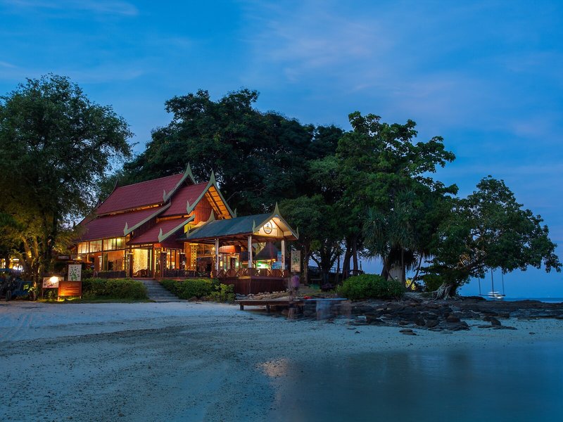 Phi Phi Natural Resort 2