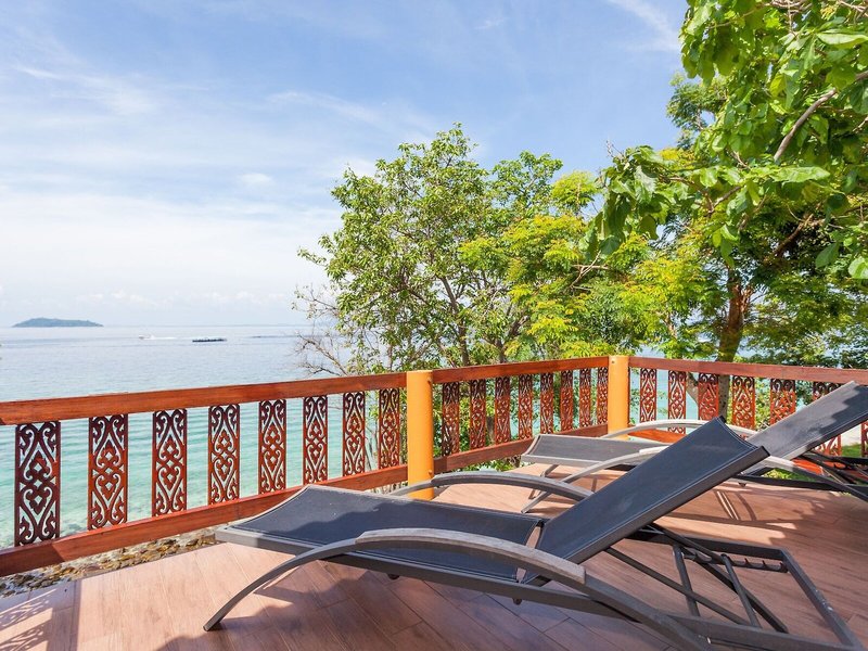 Phi Phi Natural Resort 7