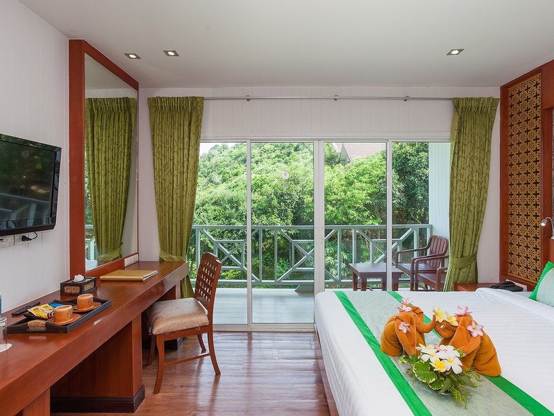 Phi Phi Natural Resort 32