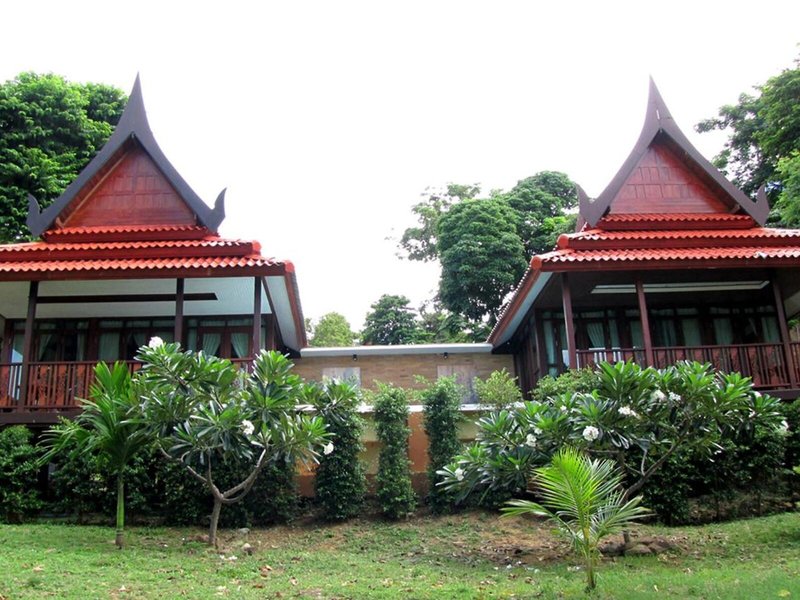 Phi Phi Natural Resort 38