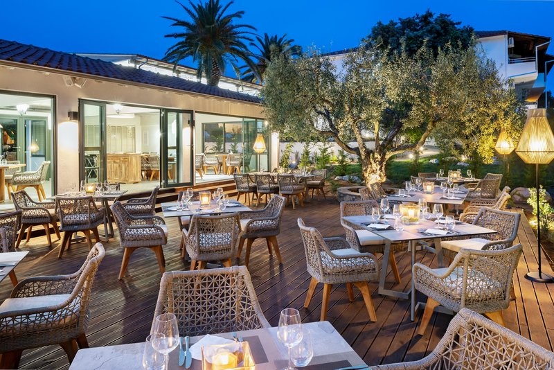 Philoxenia Hotel 9