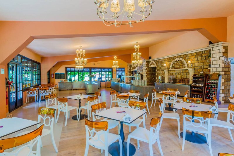 Philoxenia Hotel 11
