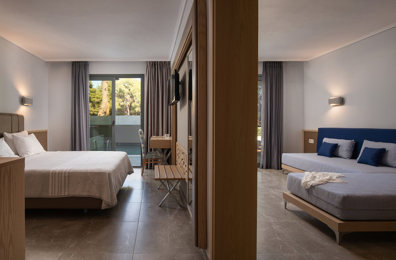 Philoxenia Hotel 12