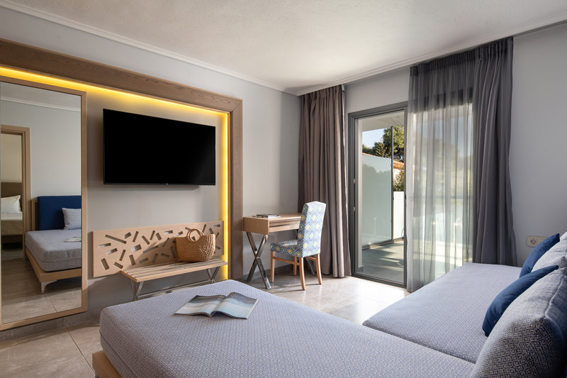 Philoxenia Hotel 13