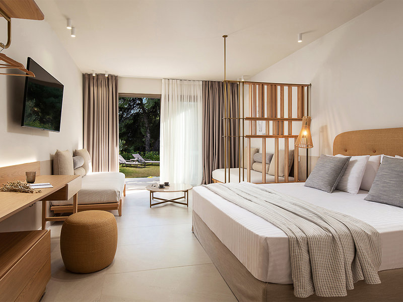 Philoxenia Hotel 12