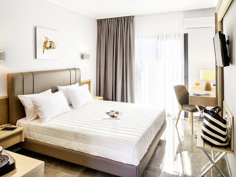 Philoxenia Hotel 7